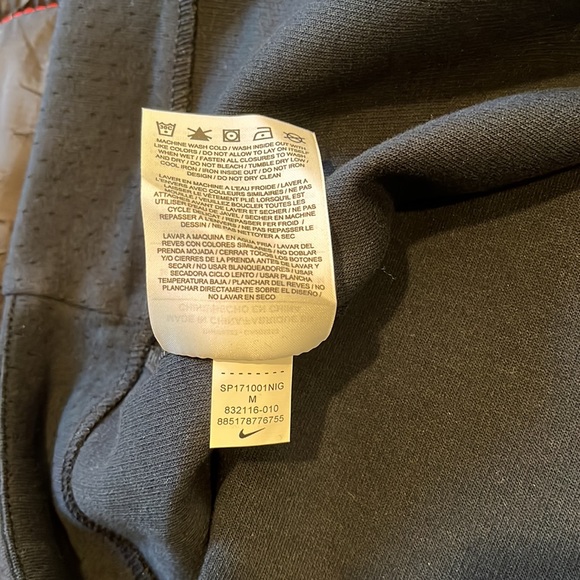 Nike Tech Fleece Hoodie - Picture 5 of 7